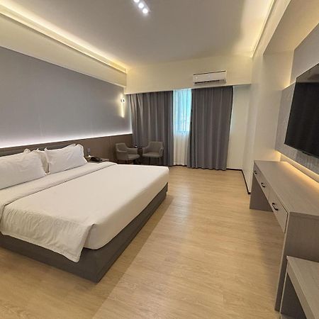 Lido De Paris Hotel Μανίλα Εξωτερικό φωτογραφία